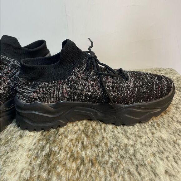 5 for $25🔥Heathered Black Elastic Stretch Sneakers Women's Size 12 - Picture 9 of 11